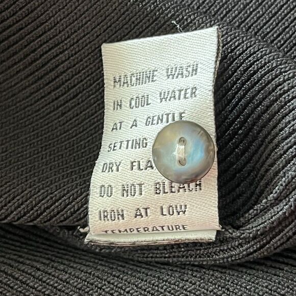 NWOT Venini Belted Long Sleeve Long Cardigan Womens SZ Medium Black Button Down - Picture 7 of 12